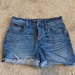 Madewell high rise denim shorts size 26